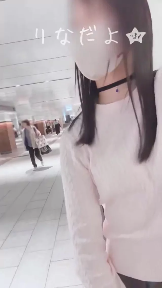 @rina_re2 清楚系 ハメ撮り 厳選 Twitterエロ動画 人が多すぎてなかなか露出できなかったけど頑 シーン5