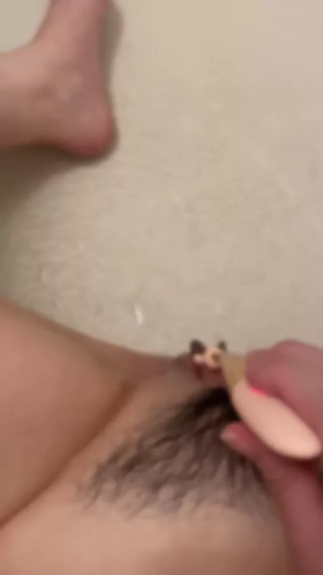 @ekncxx__ 巨乳 個人撮影 完全素人 裏アカ動画 @ekncxx__ の投稿動画 シーン6