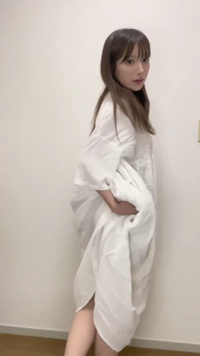 @amam_enaya 美人OL コスプレ 完全素人 投稿エロ動画 @amam_enaya の投稿動画 シーン5