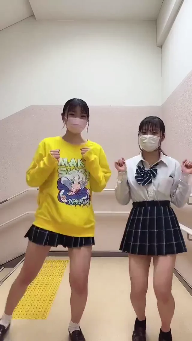 @OtakaraLive 人妻 個人撮影 激シコ SNS流出動画 @OtakaraLive の投稿動画 シーン3