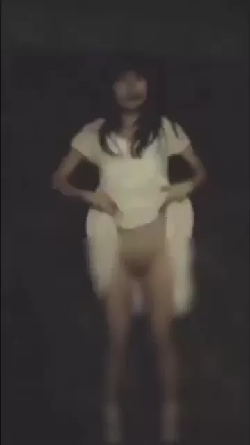 @I8ujd 人妻 潮吹き リアル 投稿エロ動画 @I8ujd の投稿動画 シーン7