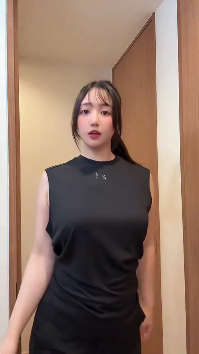 @chiyudren68 ギャル 騎乗位 話題 Twitterエロ動画 @chiyudren68 の投稿動画 シーン8