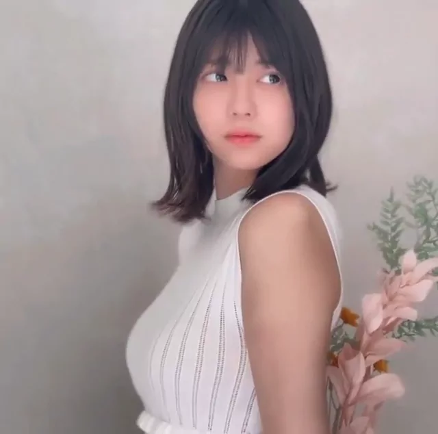@Laiko46 美人OL 騎乗位 話題 SNS流出動画 #冨里奈央 シーン6