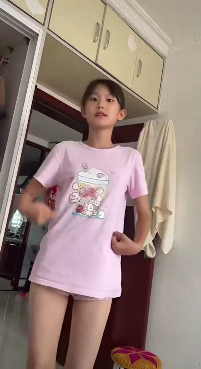 ギャル 潮吹き 完全素人 Twitterエロ動画 ギャル 潮吹き 完全素人 Twitterエロ動画 シーン5