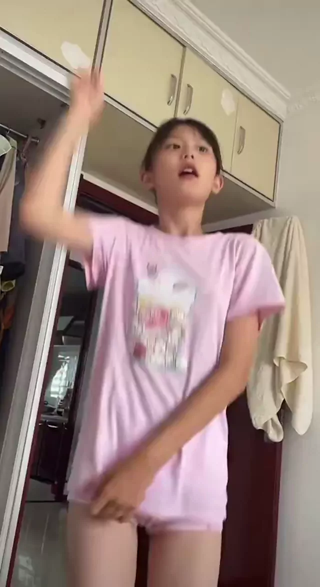 ギャル 潮吹き 完全素人 Twitterエロ動画 ギャル 潮吹き 完全素人 Twitterエロ動画 シーン10