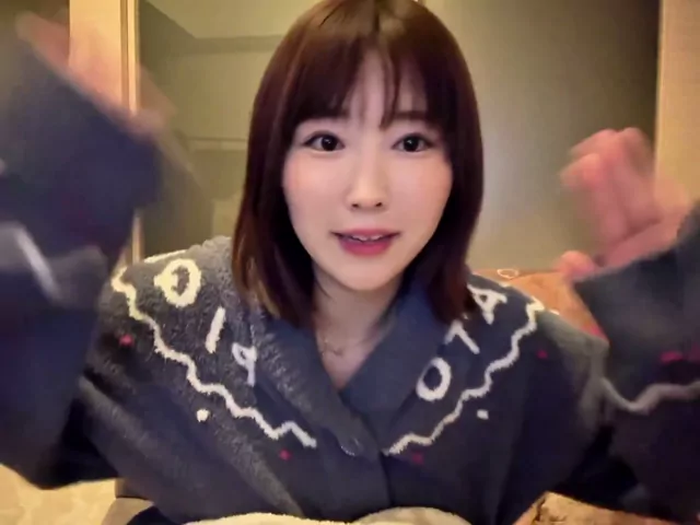 人妻 露出 話題 Twitterエロ動画 人妻 露出 話題 Twitterエロ動画 シーン10
