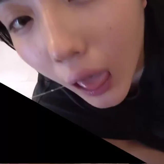 @elhadjdiouf2 スレンダー コスプレ リアル Twitterエロ動画 @elhadjdiouf2 の投稿動画 シーン2