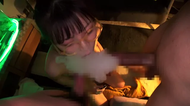 @zenzen072 ギャル フェラ 神回 X動画 ぶっ飛んでる美大生とXXX シーン9