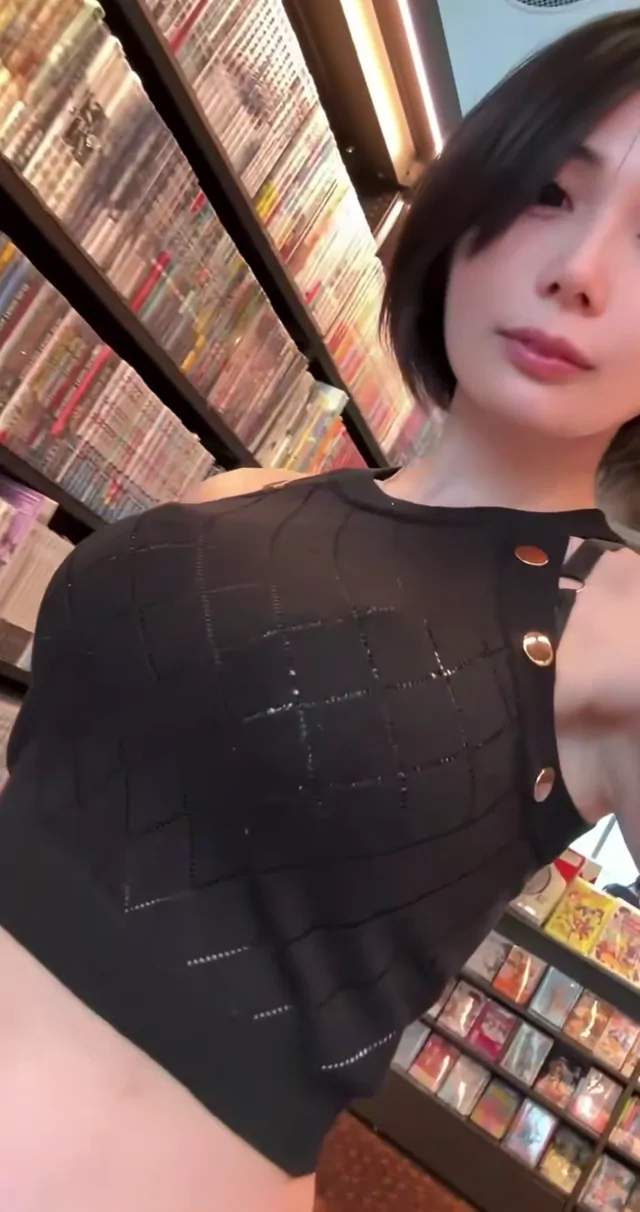 @murinomiyu_jp 巨乳 コスプレ 必見 裏アカ動画 @murinomiyu_jp の投稿動画 シーン6