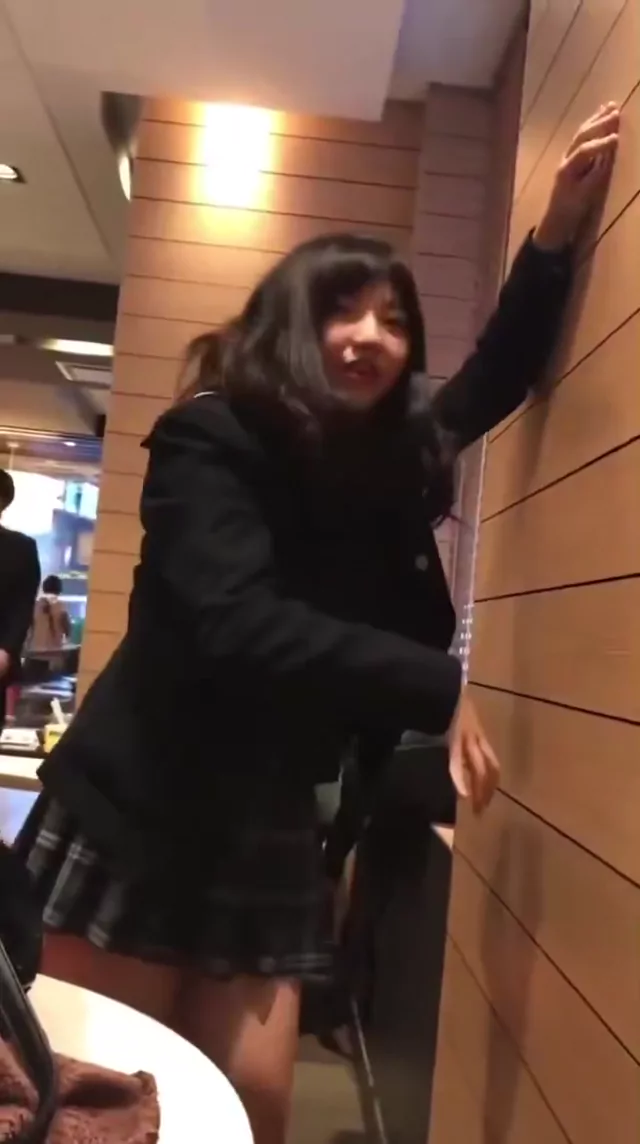 人妻 流出 過激 投稿エロ動画 人妻 流出 過激 投稿エロ動画 シーン1
