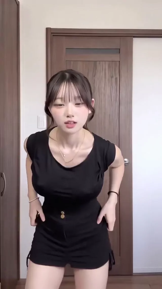 @fone_beauty ギャル 露出 最新 裏アカ動画 @fone_beauty の投稿動画 シーン8