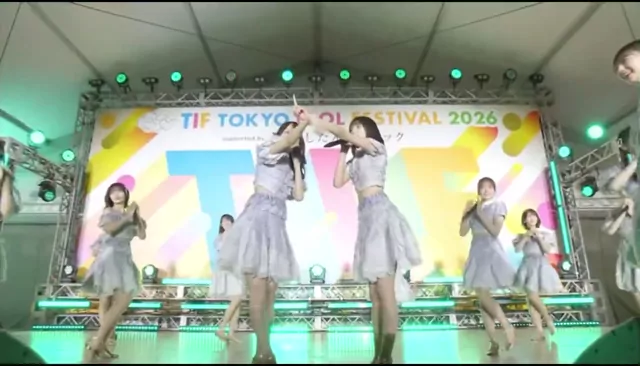 @vvz2k 清楚系 コスプレ 話題 Twitterエロ動画 @vvz2k の投稿動画 シーン2