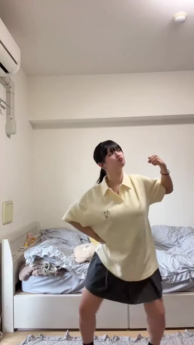 @glassjamal ギャル オナニー 完全素人 SNS流出動画 @glassjamal の投稿動画 シーン7