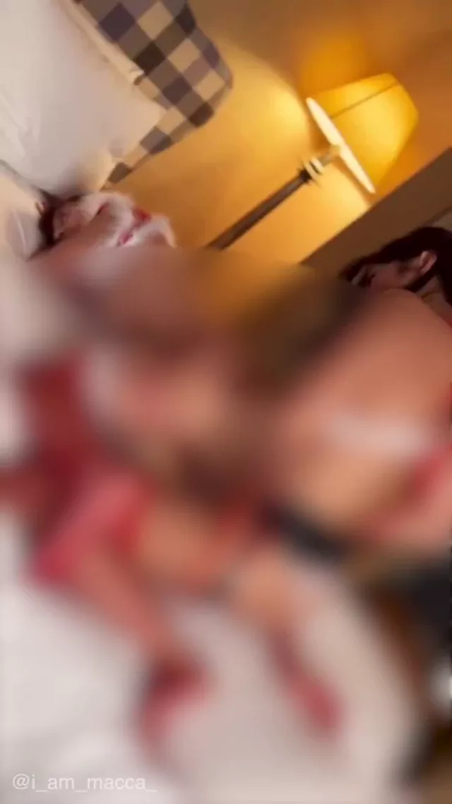 @bebe12ee 美人OL 中出し 厳選 投稿エロ動画 レズサンタ??セッス ペニバン エロすぎる… シーン1